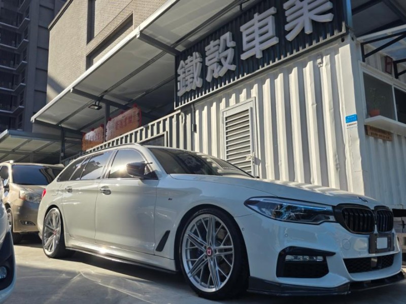 BMW/ 寶馬  5 SERIES  530XI Touring 2018 BMW 530 Touring 全景天窗 | 新北市汽車商業同業公會｜TACA優良車商聯盟｜中古、二手車買車賣車公會認證保固