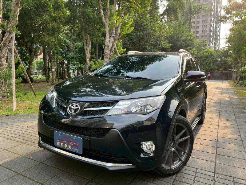 Toyota  RAV4 鎵町車業商行 | 新北市汽車商業同業公會｜TACA優良車商聯盟｜中古、二手車買車賣車公會認證保固