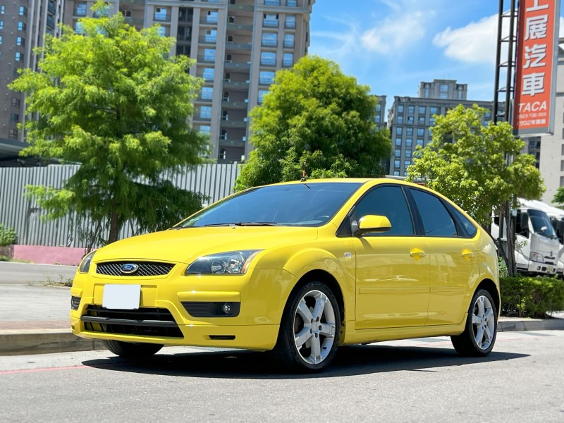 Ford/福特  Focus 《稀有手排》2006 Ford Focus 2.0汽油款 只跑12萬公里 車況超讚 原廠無改裝 五門掀背 MK2 實車價 | 新北市汽車商業同業公會｜TACA優良車商聯盟｜中古、二手車買車賣車公會認證保固