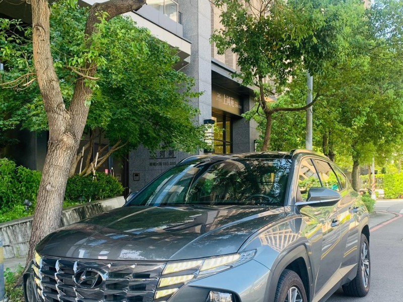 Hyundai  Tucson ????????【新貨到港】2024年式 Hyundai Tucson L GLTH-B 油電版｜超帥節能休旅！ | 新北市汽車商業同業公會｜TACA優良車商聯盟｜中古、二手車買車賣車公會認證保固