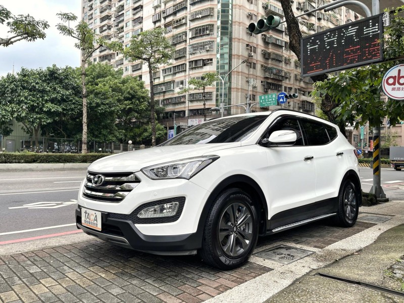 Hyundai  Santa Fe SANTA FE 山土匪 2.2柴油 5+2 七人座 一手車 全原廠保養 車況優 | 新北市汽車商業同業公會｜TACA優良車商聯盟｜中古、二手車買車賣車公會認證保固