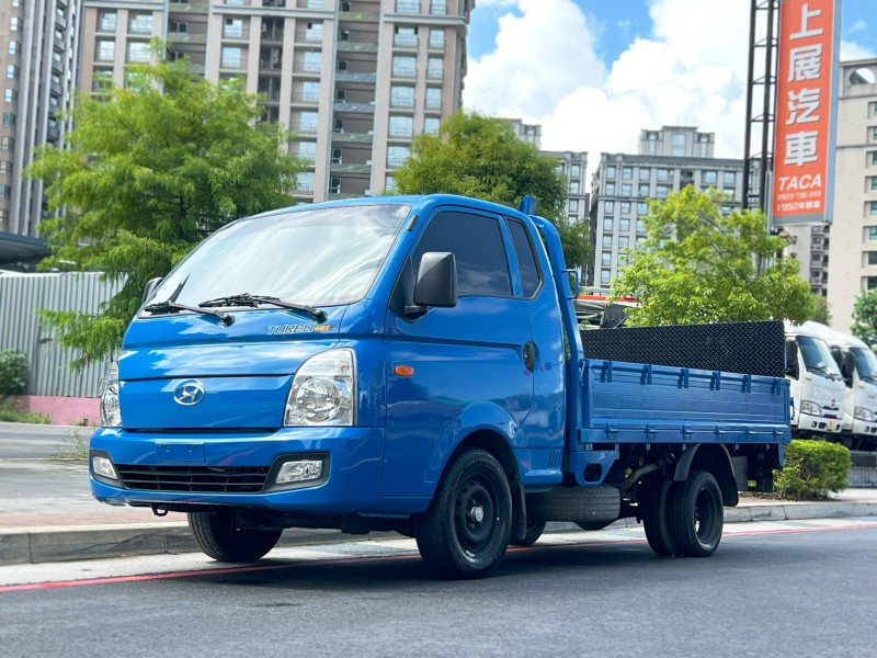 Hyundai  Porter 《自排+升降尾門》2019 Hyundai Porter 2.5 現代 小霸王 全車超漂亮 原廠保養 貨車 商用車 發財 | 新北市汽車商業同業公會｜TACA優良車商聯盟｜中古、二手車買車賣車公會認證保固