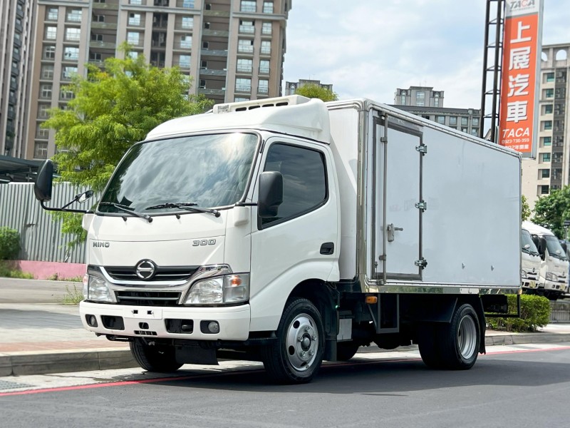 Hino  300 《-25度雙溫層冷凍車》2020 HINO 300 11呎半 超低里程 只跑7萬 原廠保養 全車如新 貨車 商用車 日野 | 新北市汽車商業同業公會｜TACA優良車商聯盟｜中古、二手車買車賣車公會認證保固