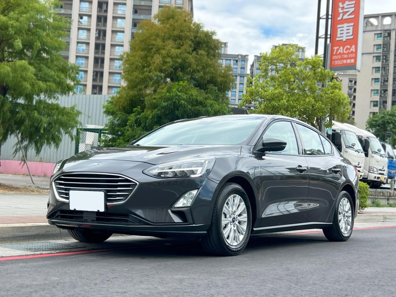 Ford/福特  Focus 《只跑4000公里》2022 Ford Focus 4D Lv2超質型 全台最漂亮 跟新車一樣 原廠保養 MK4 福特 | 新北市汽車商業同業公會｜TACA優良車商聯盟｜中古、二手車買車賣車公會認證保固