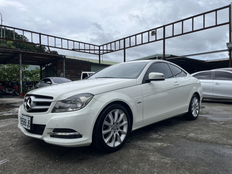 Mercedes-Benz/賓士   C-CLASS  C180 2011年 賓士C180總代理 1.8LCGI | 新北市汽車商業同業公會｜TACA優良車商聯盟｜中古、二手車買車賣車公會認證保固