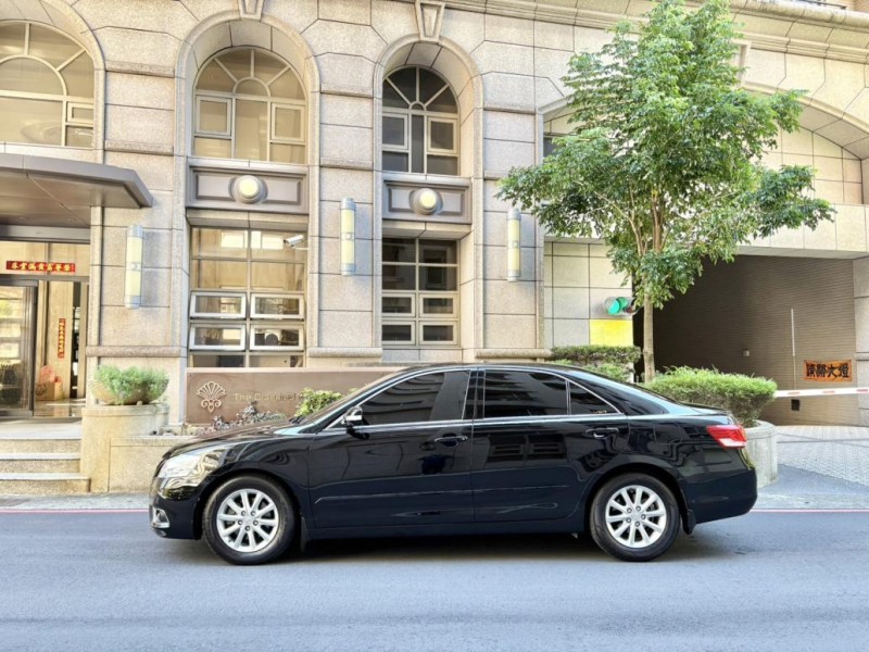 Toyota  Camry 實車實價可刷卡可分期Toyota Camry超優質代步車 | 新北市汽車商業同業公會｜TACA優良車商聯盟｜中古、二手車買車賣車公會認證保固