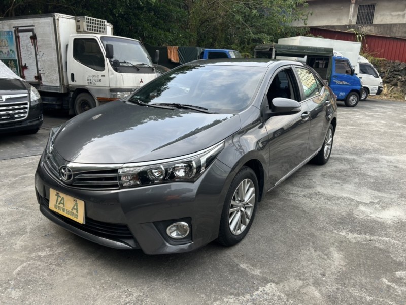 Toyota  Altis ~TACA優良車商~*(小林汽車)* 正2015年 TOYOTA ALTIS 豐田 阿提斯 1.8 3代 鐵灰色 定速 恆溫 安卓機 | 新北市汽車商業同業公會｜TACA優良車商聯盟｜中古、二手車買車賣車公會認證保固