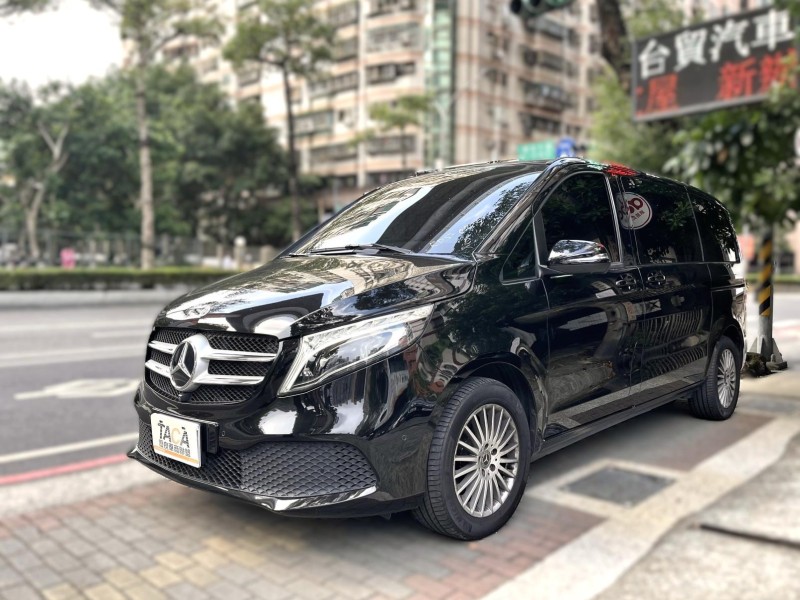 Mercedes-Benz/賓士   V-CLASS  V220d  實車實價 原版V220D 一手車 全原廠保養 ACC跟車 車道偏移 360環景 | 新北市汽車商業同業公會｜TACA優良車商聯盟｜中古、二手車買車賣車公會認證保固