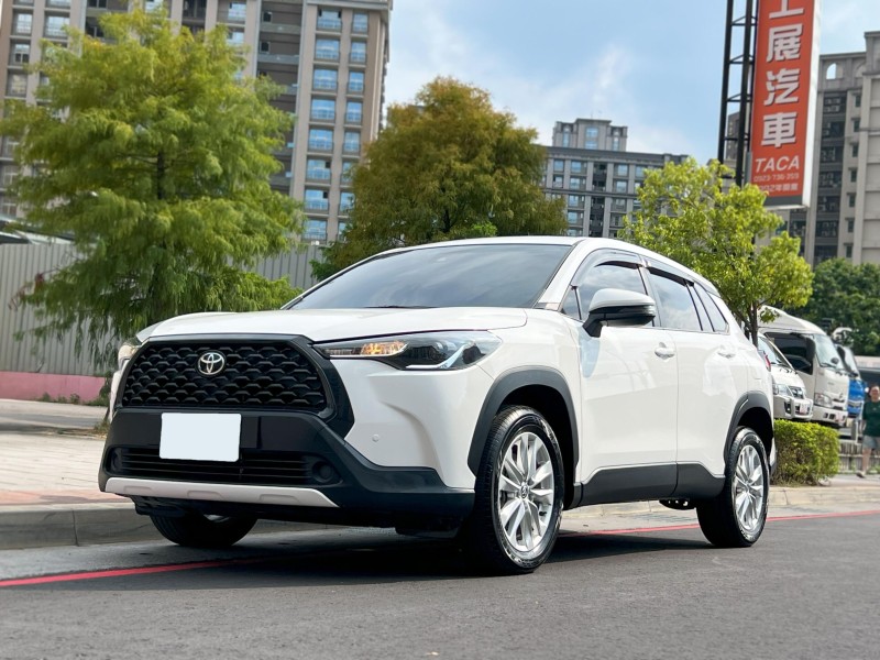 Toyota  Corolla Cross 《只跑1萬公里》2021 Toyota Corolla Cross 1.8豪華 原廠保養 全車超漂亮 豐田 CC SUV | 新北市汽車商業同業公會｜TACA優良車商聯盟｜中古、二手車買車賣車公會認證保固
