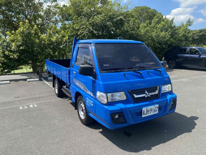 Mitsubishi  Delica 一手新款 原板袛跑7萬公里 | 新北市汽車商業同業公會｜TACA優良車商聯盟｜中古、二手車買車賣車公會認證保固