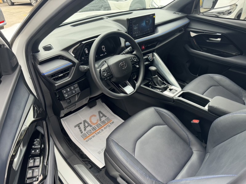 Toyota  Yaris 2024 Toyota Yaris Cross 電動尾門-LED大燈-原價82萬 | 新北市汽車商業同業公會｜TACA優良車商聯盟｜中古、二手車買車賣車公會認證保固