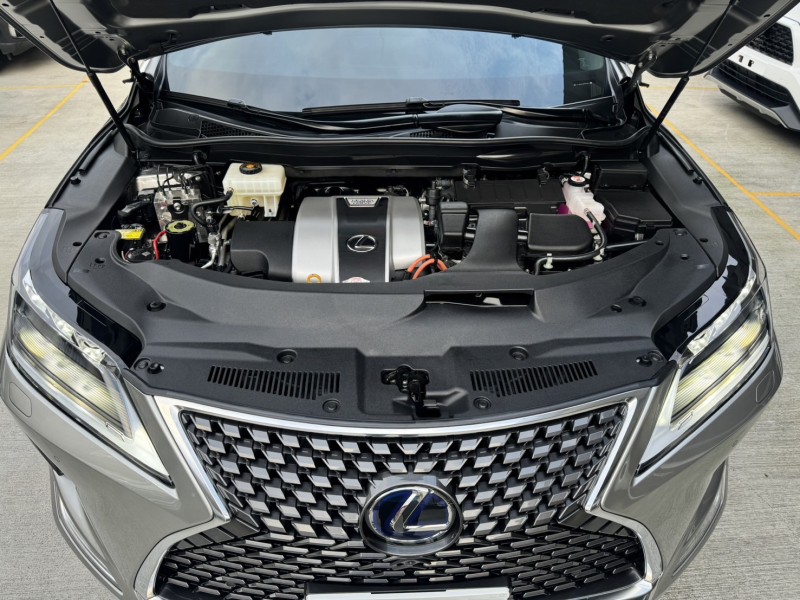 Lexus  RX 2019 小改款 Lexus RX450h 頂級版 四輪~輪胎9成新!! | 新北市汽車商業同業公會｜TACA優良車商聯盟｜中古、二手車買車賣車公會認證保固