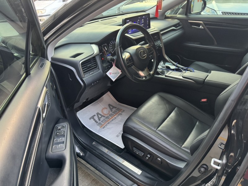 Lexus  RX 2020 Lexus RX 300 頂級版 | 新北市汽車商業同業公會｜TACA優良車商聯盟｜中古、二手車買車賣車公會認證保固