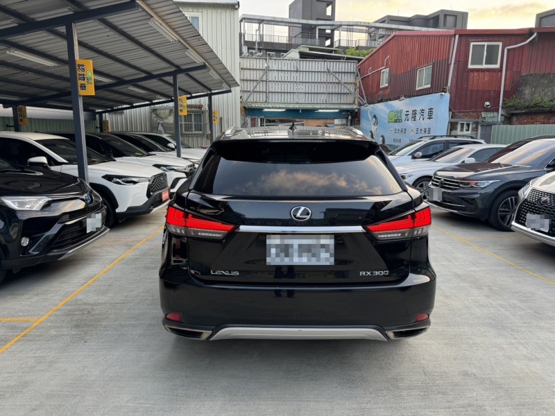 Lexus  RX 2020 Lexus RX 300 頂級版 | 新北市汽車商業同業公會｜TACA優良車商聯盟｜中古、二手車買車賣車公會認證保固