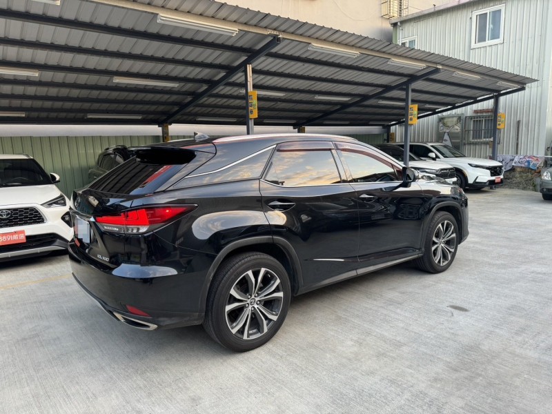 Lexus  RX 2020 Lexus RX 300 頂級版 | 新北市汽車商業同業公會｜TACA優良車商聯盟｜中古、二手車買車賣車公會認證保固