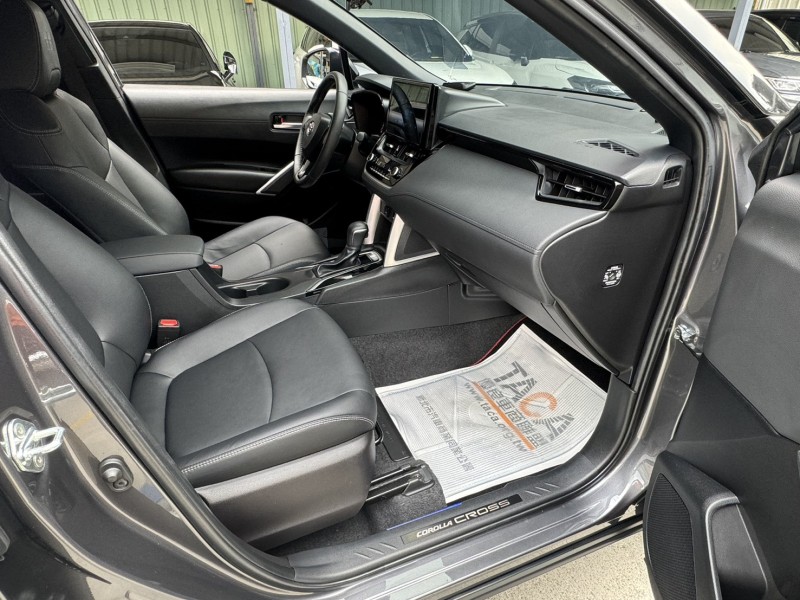 Toyota  Corolla Cross 2024年式 Toyota Corolla Cross 1.8 GR Sport | 新北市汽車商業同業公會｜TACA優良車商聯盟｜中古、二手車買車賣車公會認證保固