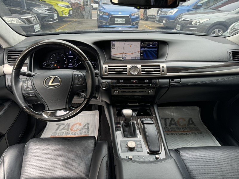 Lexus  LS 2014 Lexus LS 460L 頂級長軸版 一手.里程低.總裁級座車 | 新北市汽車商業同業公會｜TACA優良車商聯盟｜中古、二手車買車賣車公會認證保固