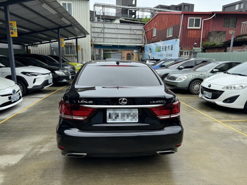 Lexus  LS 2014 Lexus LS 460L 頂級長軸版 一手.里程低.總裁級座車 | 新北市汽車商業同業公會｜TACA優良車商聯盟｜中古、二手車買車賣車公會認證保固