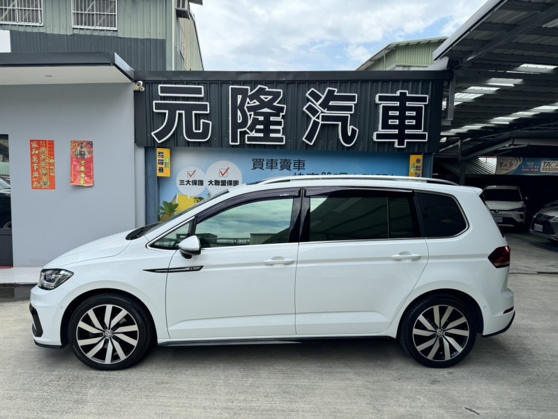 Volkswagen 福斯  Touran 2019 VOLKSWAGEN TOURAN 280 TSI 1.4 R-LINE | 新北市汽車商業同業公會｜TACA優良車商聯盟｜中古、二手車買車賣車公會認證保固
