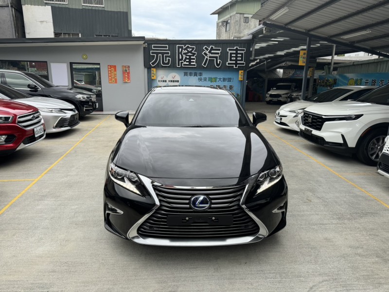 Lexus  ES  2015 Lexus ES300H (黑) 2.5 | 新北市汽車商業同業公會｜TACA優良車商聯盟｜中古、二手車買車賣車公會認證保固