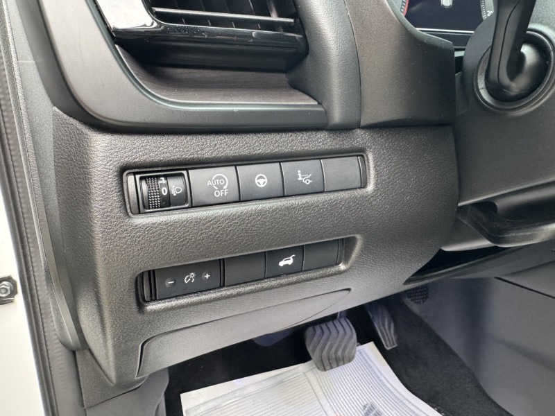 Nissan  X-Trail 2024 Nissan X-TRAIL 旗艦版(省油/輕油電) | 新北市汽車商業同業公會｜TACA優良車商聯盟｜中古、二手車買車賣車公會認證保固