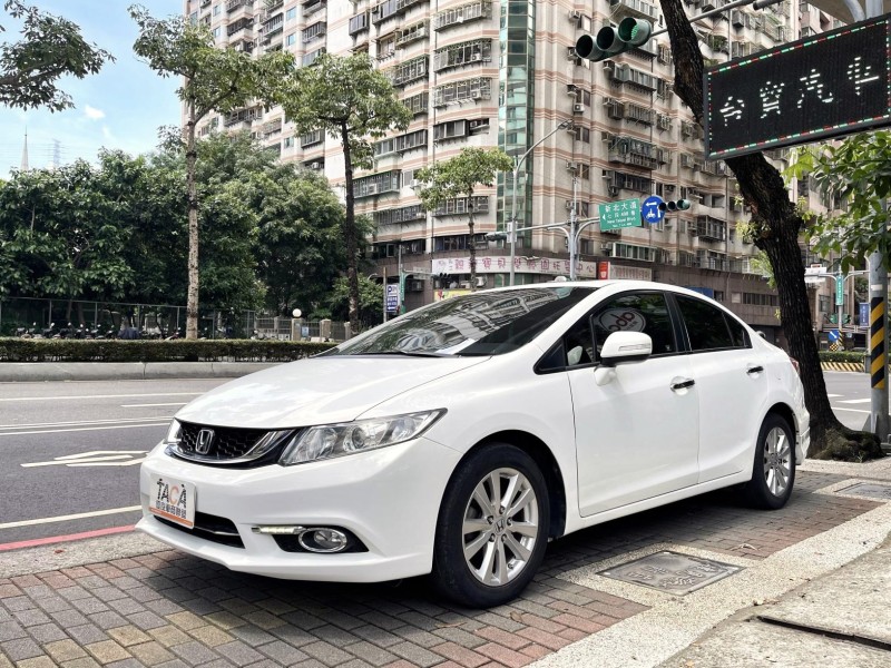 Honda  Civic k14 | 新北市汽車商業同業公會｜TACA優良車商聯盟｜中古、二手車買車賣車公會認證保固