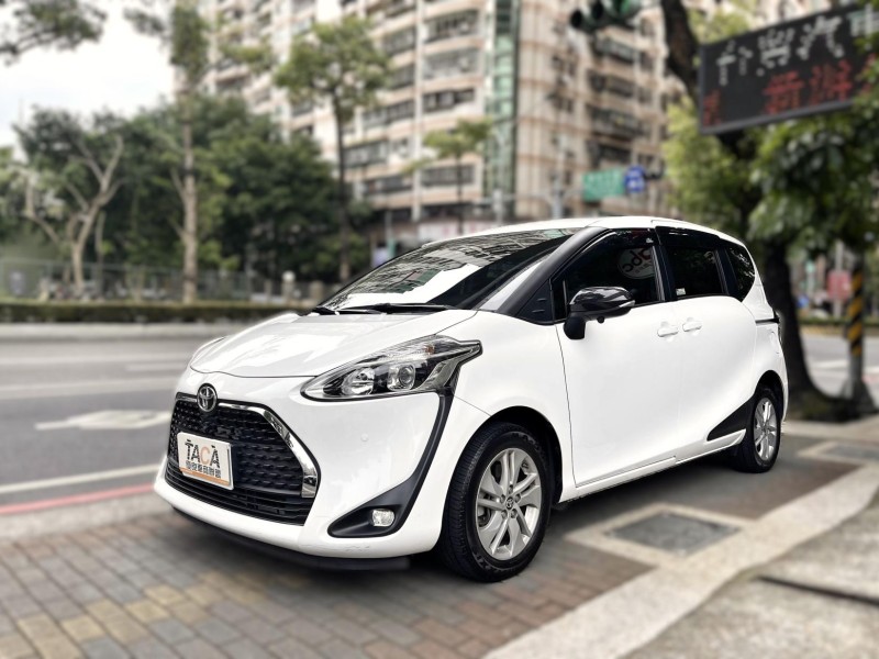 Toyota  SIENTA 豪華+ 單電動滑門 盲點偵測 倒車影像 免鑰匙 原版件 全原廠保養 | 新北市汽車商業同業公會｜TACA優良車商聯盟｜中古、二手車買車賣車公會認證保固