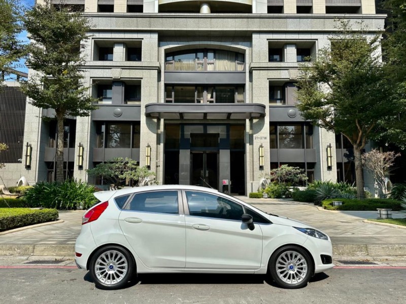 Ford/福特  Fiesta 認證車 / 五大保固 / 全額貸 / 實車實價 | 新北市汽車商業同業公會｜TACA優良車商聯盟｜中古、二手車買車賣車公會認證保固