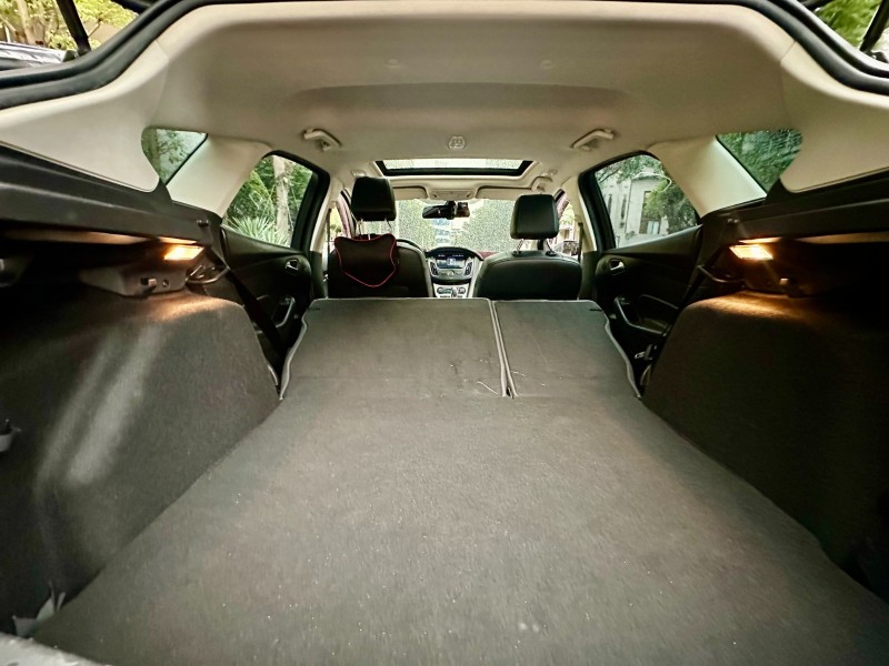 Ford/福特  Focus 認證車 / 五大保固 / 全額貸 / 實車實價 | 新北市汽車商業同業公會｜TACA優良車商聯盟｜中古、二手車買車賣車公會認證保固