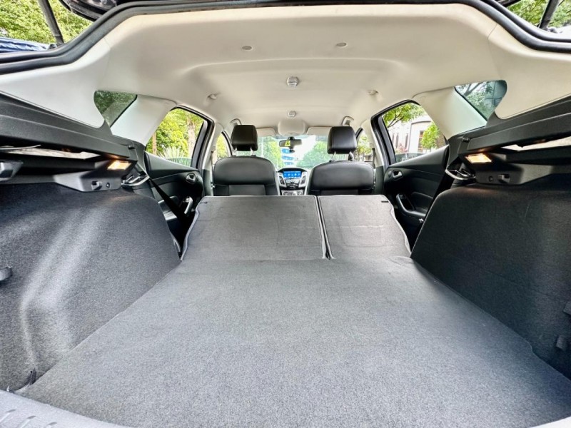 Ford/福特  Focus 認證車 / 五大保固 / 全額貸 / 實車實價 | 新北市汽車商業同業公會｜TACA優良車商聯盟｜中古、二手車買車賣車公會認證保固