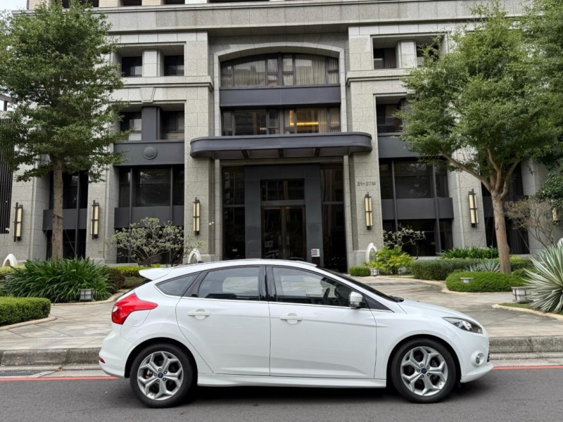 Ford/福特  Focus 認證車 / 五大保固 / 全額貸 / 實車實價 | 新北市汽車商業同業公會｜TACA優良車商聯盟｜中古、二手車買車賣車公會認證保固