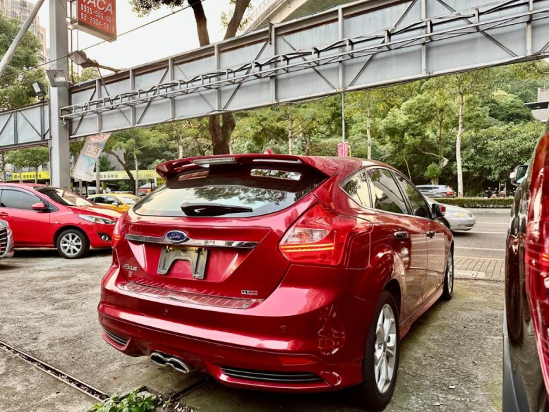 Ford/福特  Focus 認證車 / 五大保固 / 全額貸 / 實車實價 | 新北市汽車商業同業公會｜TACA優良車商聯盟｜中古、二手車買車賣車公會認證保固