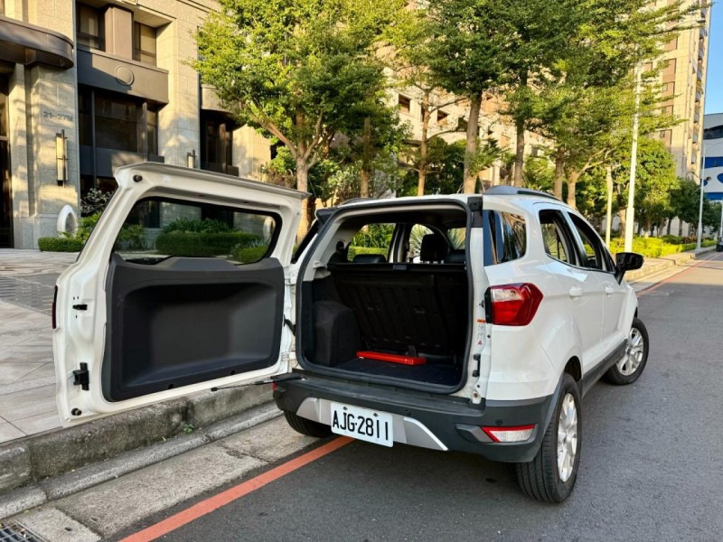 Ford/福特  EcoSport 認證車 / 五大保固 / 全額貸 / 實車實價 | 新北市汽車商業同業公會｜TACA優良車商聯盟｜中古、二手車買車賣車公會認證保固