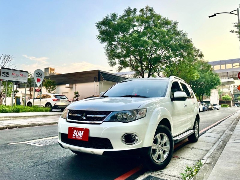 Mitsubishi  Outlander 認證車 / 五大保固 / 全額貸 / 實車實價 | 新北市汽車商業同業公會｜TACA優良車商聯盟｜中古、二手車買車賣車公會認證保固