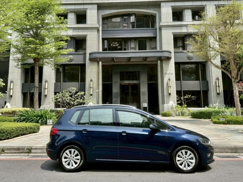 Volkswagen 福斯  Golf 認證車 / 五大保固 / 全額貸 / 實車實價 | 新北市汽車商業同業公會｜TACA優良車商聯盟｜中古、二手車買車賣車公會認證保固