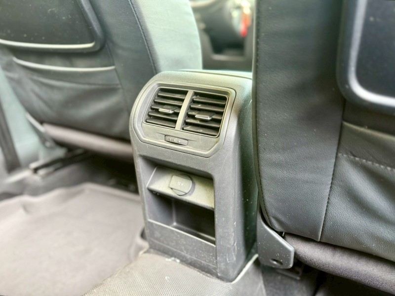 Volkswagen 福斯  Golf 認證車 / 五大保固 / 全額貸 / 實車實價 | 新北市汽車商業同業公會｜TACA優良車商聯盟｜中古、二手車買車賣車公會認證保固