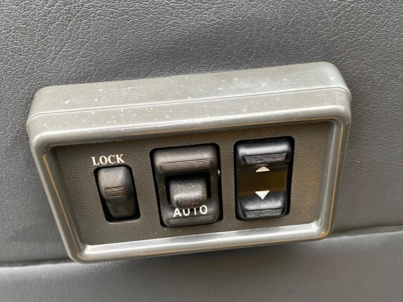 Mitsubishi  Delica 2.4 ．8人座 娃娃車改回 原板跑11～ | 新北市汽車商業同業公會｜TACA優良車商聯盟｜中古、二手車買車賣車公會認證保固