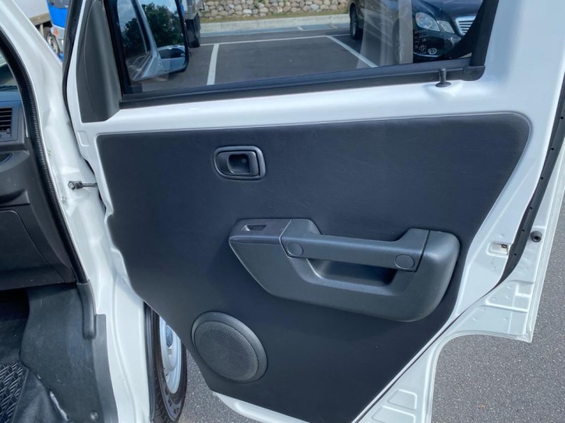 Toyota  Town Ace 原板跑1.6萬 類新車 | 新北市汽車商業同業公會｜TACA優良車商聯盟｜中古、二手車買車賣車公會認證保固