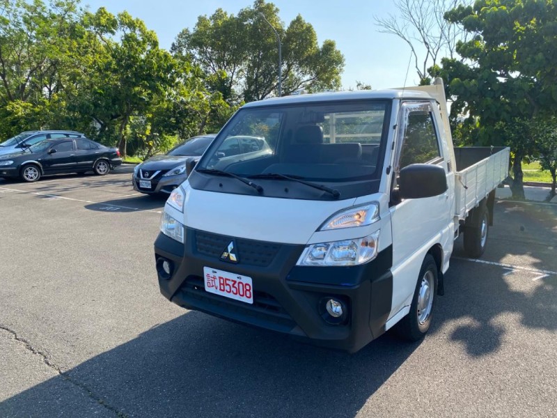 Mitsubishi  Delica 新款得利卡2.4貨車 原板跑8萬公里 | 新北市汽車商業同業公會｜TACA優良車商聯盟｜中古、二手車買車賣車公會認證保固