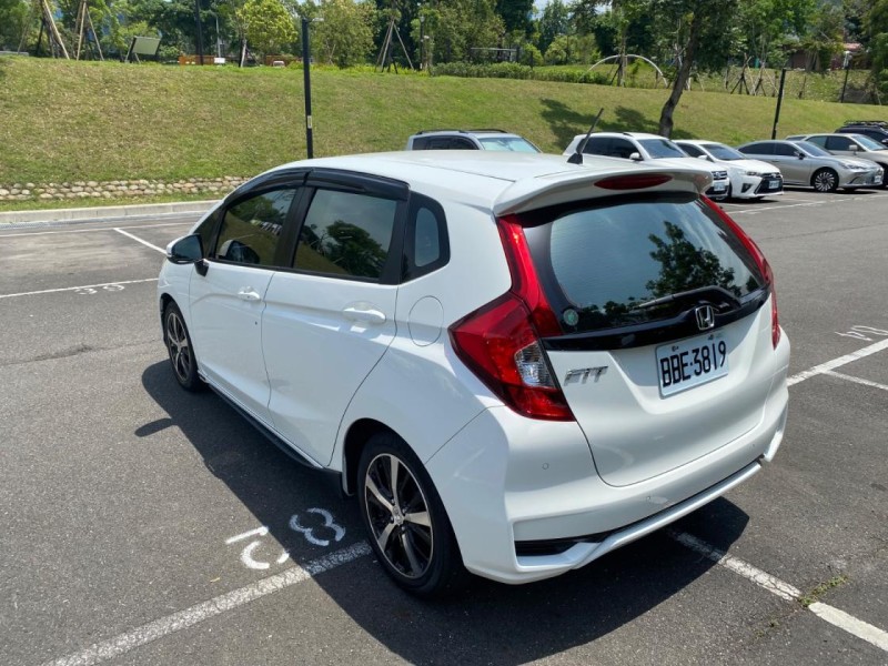 Honda  FIT 3.5代FIT S 原板跑2萬9 | 新北市汽車商業同業公會｜TACA優良車商聯盟｜中古、二手車買車賣車公會認證保固
