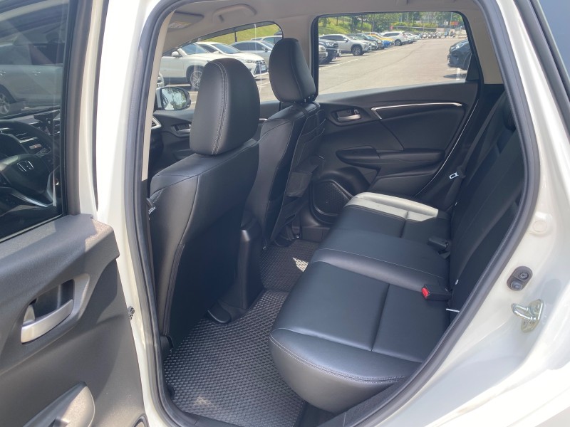 Honda  FIT 3.5代FIT S 原板跑2萬9 | 新北市汽車商業同業公會｜TACA優良車商聯盟｜中古、二手車買車賣車公會認證保固