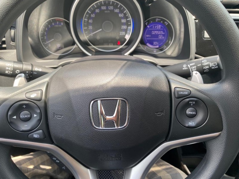 Honda  FIT 3.5代FIT S 原板跑2萬9 | 新北市汽車商業同業公會｜TACA優良車商聯盟｜中古、二手車買車賣車公會認證保固