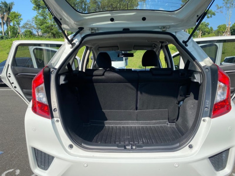Honda  FIT 新款三代 原板漂亮車跑22 ～ | 新北市汽車商業同業公會｜TACA優良車商聯盟｜中古、二手車買車賣車公會認證保固