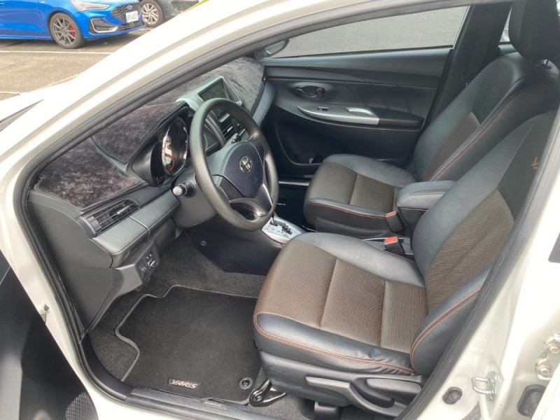 Toyota  Yaris 一手認證 跑7萬 | 新北市汽車商業同業公會｜TACA優良車商聯盟｜中古、二手車買車賣車公會認證保固