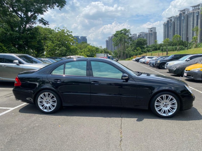 Mercedes-Benz/賓士   E-CLASS  E280 2.8馬力強 稅金省 一手原板 祗跑15萬 美車 | 新北市汽車商業同業公會｜TACA優良車商聯盟｜中古、二手車買車賣車公會認證保固
