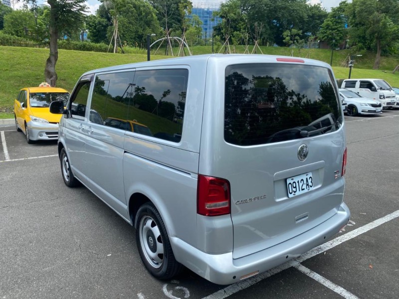 Volkswagen 福斯  T5 頂級自排8人（短軸）一手原板袛跑13萬公里 美車 | 新北市汽車商業同業公會｜TACA優良車商聯盟｜中古、二手車買車賣車公會認證保固