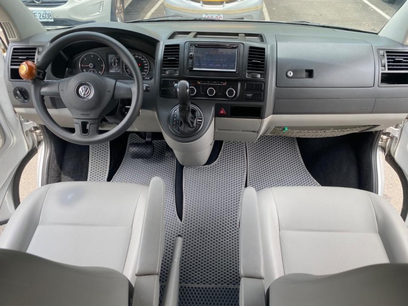 Volkswagen 福斯  T5 頂級自排8人（短軸）一手原板袛跑13萬公里 美車 | 新北市汽車商業同業公會｜TACA優良車商聯盟｜中古、二手車買車賣車公會認證保固