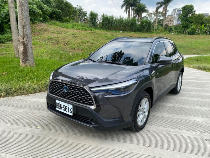 Toyota  Corolla Cross 油電 一手原板跑7萬公里 美車 | 新北市汽車商業同業公會｜TACA優良車商聯盟｜中古、二手車買車賣車公會認證保固