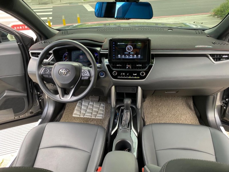 Toyota  Corolla Cross 油電 一手原板跑7萬公里 美車 | 新北市汽車商業同業公會｜TACA優良車商聯盟｜中古、二手車買車賣車公會認證保固