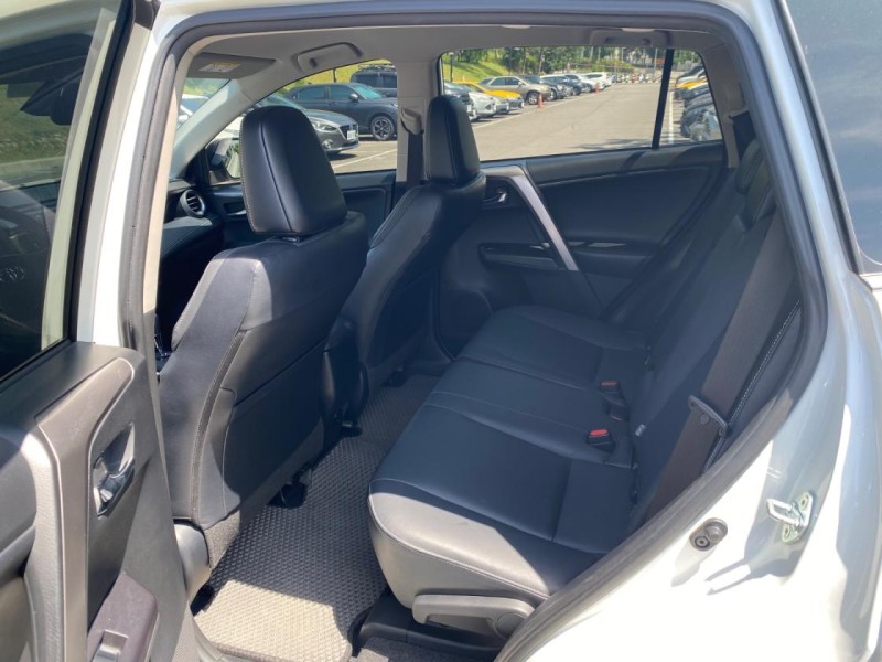Toyota  RAV4 休旅車首選 豐田RAV-4 原板件跑12萬公里 | 新北市汽車商業同業公會｜TACA優良車商聯盟｜中古、二手車買車賣車公會認證保固